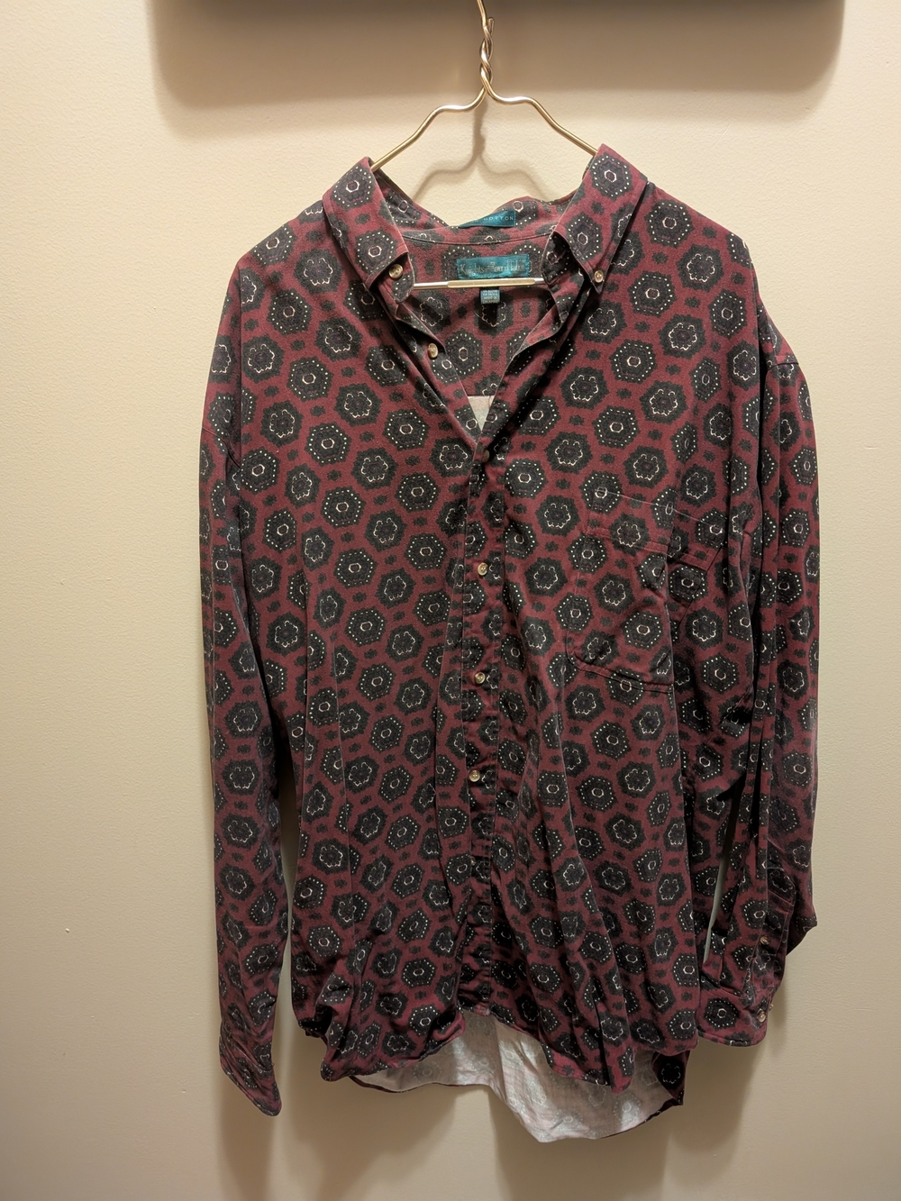 Casual Burgundy Geo-Print Button-Down Shirt